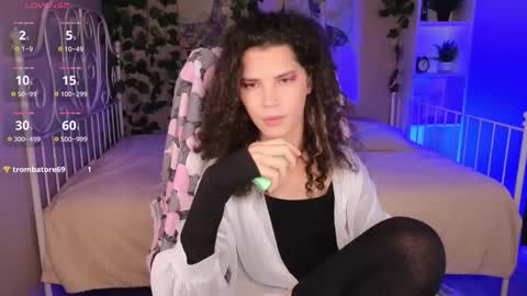 Dami online show from September 28, 8:25 pm