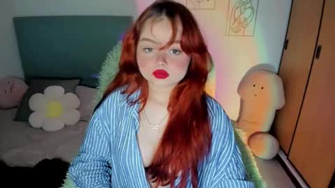 Snapshot of damn_that_booty chatting on November 9, 1:15 am Criss online show from November 9, 1:15 am