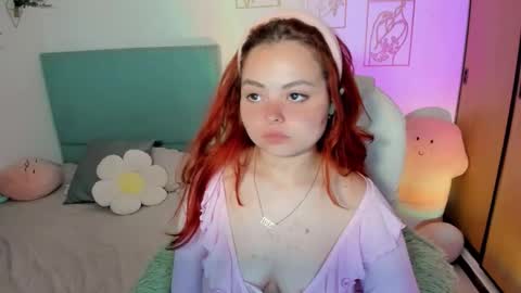 Snapshot of damn_that_booty chatting on November 11, 9:20 am Criss online show from November 11, 9:20 am