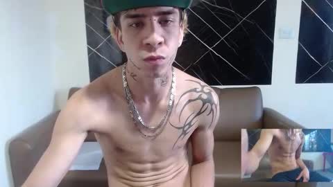 dan_jonson15 online show from September 10, 7:58 pm