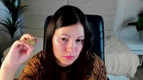 Dana Dom online show from November 24, 7:30 am