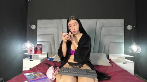    online show from December 23, 9:29 pm