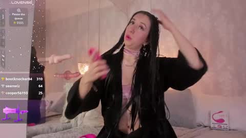    online show from September 20, 8:26 am