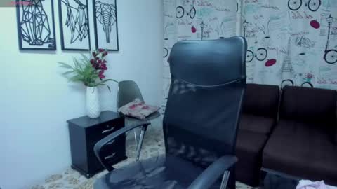 Danaa Rey online show from February 12, 11:18 am