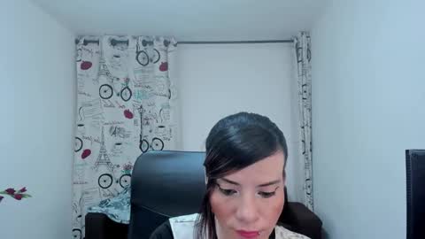 Danaa Rey online show from October 27, 3:27 pm