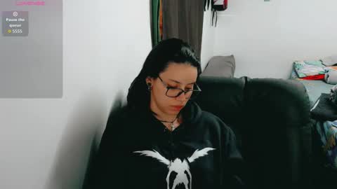 dani y jocelyn online show from October 17, 8:22 pm