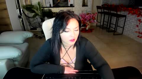 Snapshot of dani_kittys chatting on November 1, 9:00 am dani_kittys online show from November 1, 9:00 am