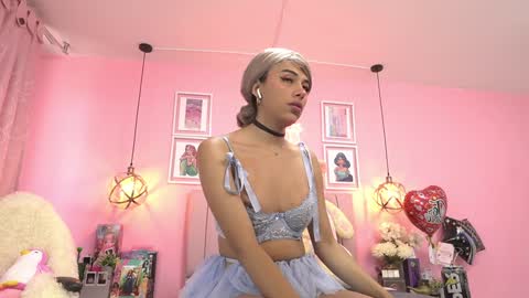   online show from January 20, 4:12 pm