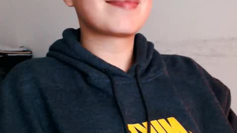 Snapshot of daniel_ruis16 chatting on December 28, 7:01 pm daniel_ruis16 online show from December 28, 7:01 pm