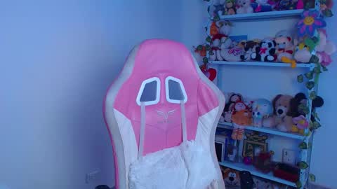 DANIELA online show from December 19, 4:25 pm