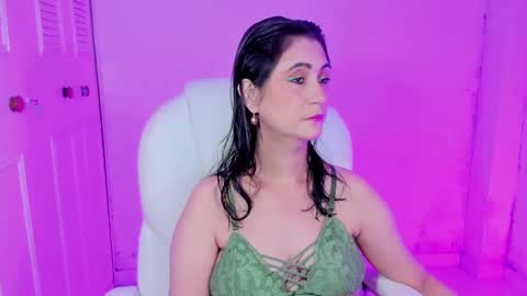 Daniela online show from February 6, 7:45 am