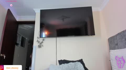 danielasexya online show from March 4, 7:41 am