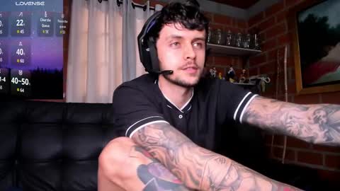 Daniele Bunny online show from February 9, 8:45 pm