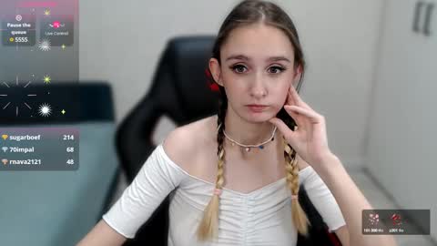 Daniella Martin online show from January 6, 3:42 am