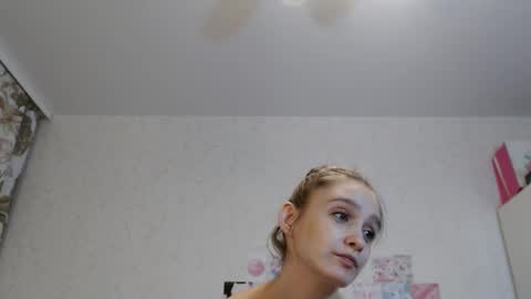 Daniella Martin online show from October 8, 12:03 pm