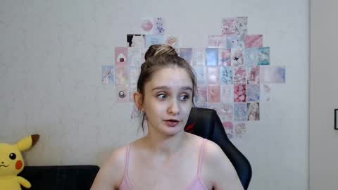 Daniella Martin online show from November 16, 10:32 am