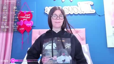 daniella online show from February 22, 11:46 am