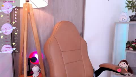 Danielle Rose online show from February 4, 12:40 am