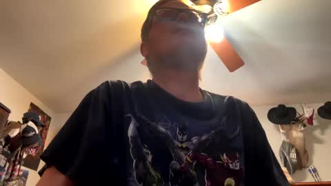 Daniel    y. online show from February 5, 7:31 pm