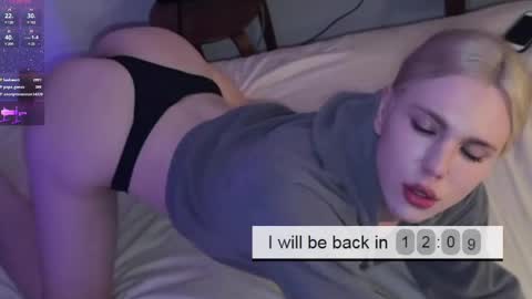 Snapshot of danielpaige_ chatting on March 1, 6:54 pm GABRIEL online show from March 1, 6:54 pm