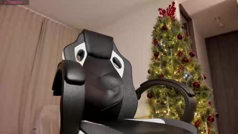 Masked online show from November 20, 3:07 am