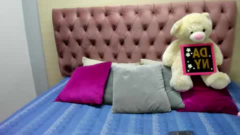 DaniiBelluci  online show from February 11, 7:02 am