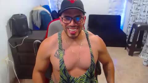 DANILO online show from December 16, 12:48 am