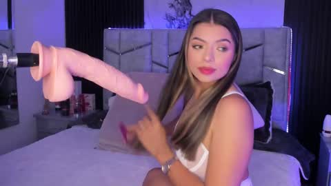 Dani Phonenix online show from February 13, 7:42 pm