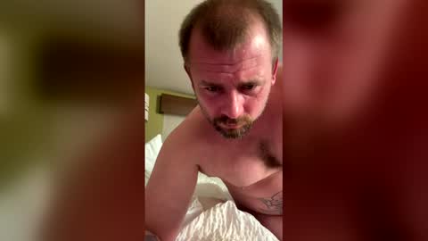 Snapshot of dank438 chatting on December 16, 4:17 am dank438 online show from December 16, 4:17 am