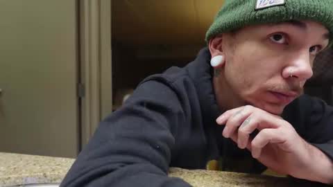 Snapshot of dankfuckcouple chatting on January 13, 12:30 am dankfuckcouple online show from January 13, 12:30 am