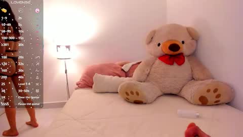 Snapshot of danna_rhodesx chatting on September 9, 2:33 am Danna Rhodes online show from September 9, 2:33 am