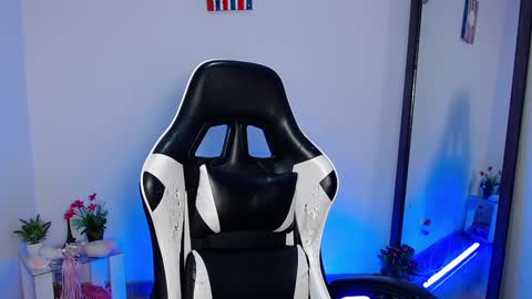 Danna online show from January 18, 7:07 am