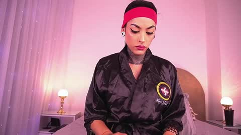 Danna Berlin  online show from November 12, 7:24 pm