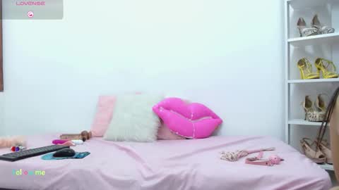 Snapshot of dannacatalina chatting on October 6, 2:36 pm dannacatalina online show from October 6, 2:36 pm