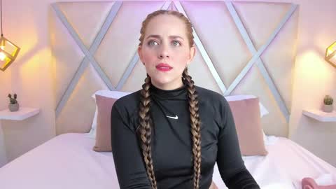 Danna  online show from October 3, 11:18 am