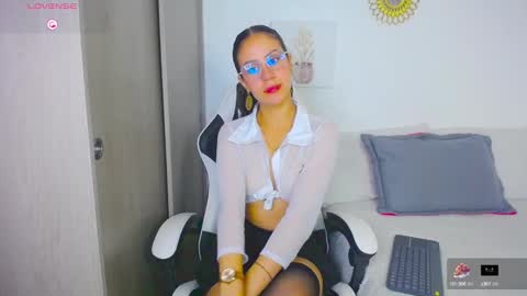 The love of your life  online show from October 11, 1:16 am