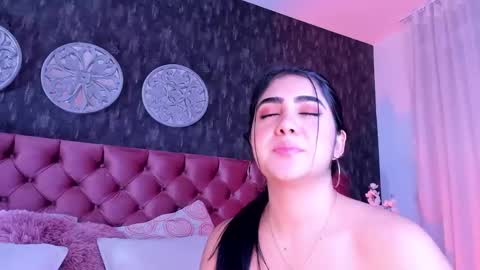 Danna online show from January 4, 5:26 pm