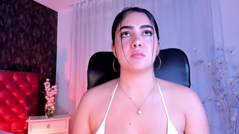 Danna online show from January 9, 7:08 pm