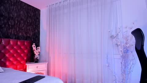 Danna online show from January 13, 3:15 pm