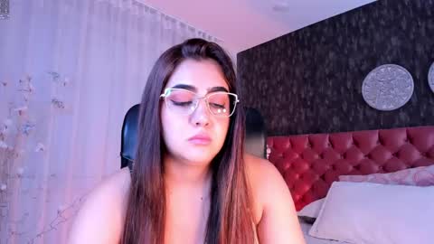 Danna online show from March 4, 8:05 pm