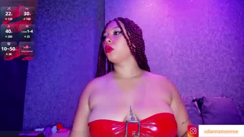 Snapshot of danniamonroee chatting on December 19, 11:07 am Danna Monroe online show from December 19, 11:07 am