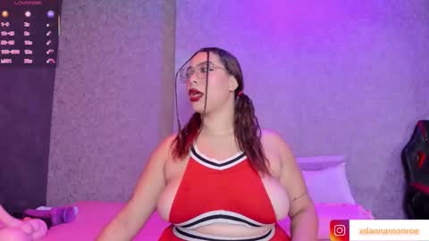 Snapshot of danniamonroee chatting on November 19, 11:32 am Danna Monroe online show from November 19, 11:32 am