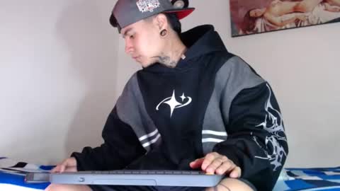 DANNTE online show from December 25, 3:17 pm