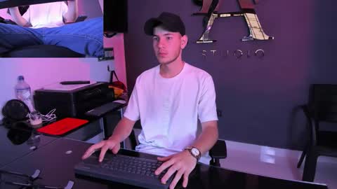 danny_and_lara online show from September 21, 4:41 pm