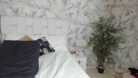 danny_fernandez online show from October 19, 6:14 am