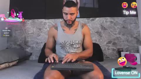 Snapshot of danny_wilson1 chatting on October 9, 2:37 pm Danny Willson online show from October 9, 2:37 pm