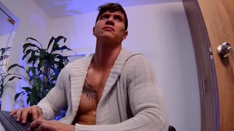 Dante online show from December 4, 11:57 pm