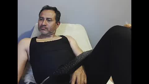 dantehot82 online show from January 17, 9:28 pm