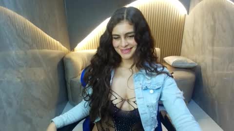 Snapshot of dany_r_ chatting on September 17, 2:08 pm Dany online show from September 17, 2:08 pm