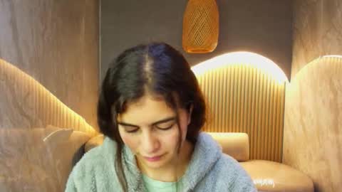 Snapshot of dany_r_ chatting on October 17, 1:03 pm Dany online show from October 17, 1:03 pm